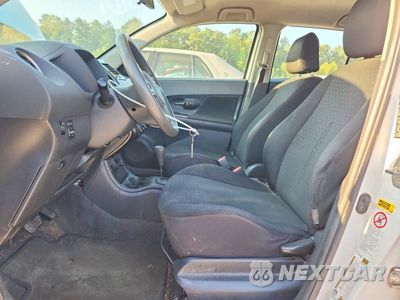 Zdjęcie 7 z 12 samochodu: 2009 SCION XD BASE VIN:JTKKU10499J042835 - miniatura