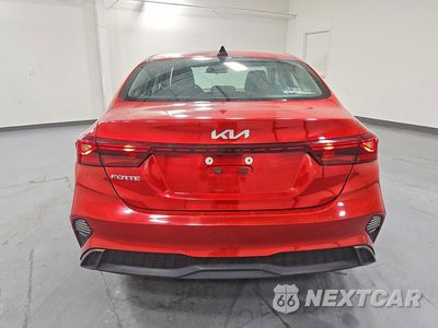 Zdjęcie 6 z 13 samochodu: 2023 KIA FORTE LXS VIN:3KPF24AD3PE581248 - miniatura