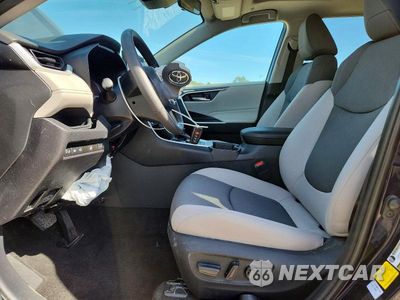 Zdjęcie 7 z 13 samochodu: 2025 TOYOTA RAV4 HYBRID XLE VIN:4T3RWRFV0SU170144 - miniatura