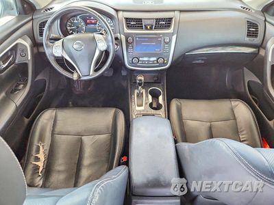 Zdjęcie 8 z 12 samochodu: 2016 NISSAN ALTIMA 2.5 SL VIN:1N4AL3AP0GC150357 - miniatura
