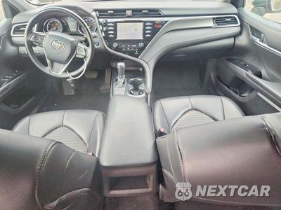 Zdjęcie 8 z 12 samochodu: 2018 TOYOTA CAMRY SE VIN:4T1B11HK7JU070277 - miniatura