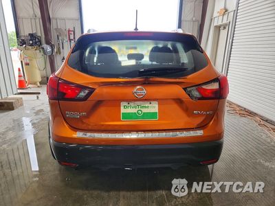 Zdjęcie 6 z 12 samochodu: 2017 NISSAN ROGUE SPORT SV VIN:JN1BJ1CRXHW110779 - miniatura