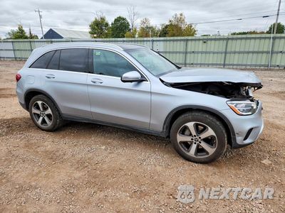 Czwarte zdjęcie samochodu z boku: 2021 MERCEDES-BENZ GLC 300 4MATIC VIN:W1N0G8EB5MF937314 - miniatura