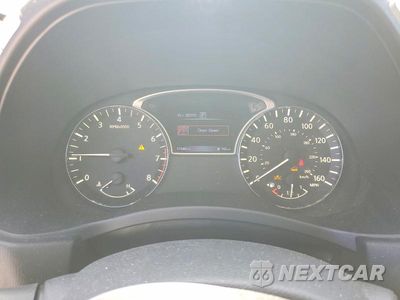 Zdjęcie 9 z 13 samochodu: 2018 NISSAN PATHFINDER S VIN:5N1DR2MM0JC620701 - miniatura