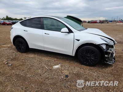 Czwarte zdjęcie samochodu z boku: 2023 TESLA MODEL Y VIN:7SAYGDEE5PF693124 - miniatura