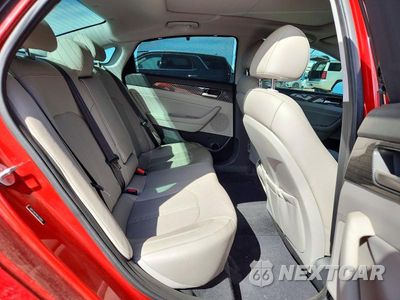 Zdjęcie 10 z 12 samochodu: 2019 HYUNDAI SONATA LIMITED VIN:5NPE34AF9KH759825 - miniatura