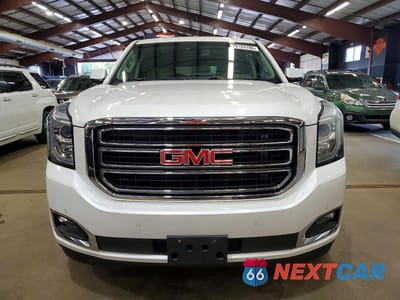 Piąte zdjęcie samochodu w środku: 2017 GMC YUKON XL K1500 SLT VIN:1GKS2GKC2HR207536 - miniatura