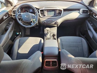 Zdjęcie 8 z 14 samochodu: 2020 KIA SORENTO S VIN:5XYPG4A5XLG682749 - miniatura
