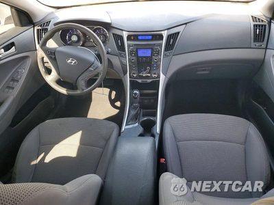 Zdjęcie 8 z 12 samochodu: 2011 HYUNDAI SONATA GLS VIN:5NPEB4AC7BH177506 - miniatura