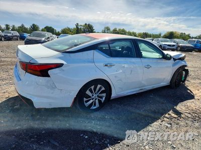 Trzecie zdjęcie samochodu z tyłu: 2025 NISSAN ALTIMA S VIN:1N4BL4BV0SN303789 - miniatura