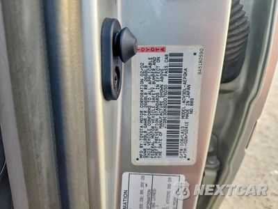 Zdjęcie 12 z 12 samochodu: 2002 TOYOTA CAMRY XLE VIN:JTDBE30K820076050 - miniatura