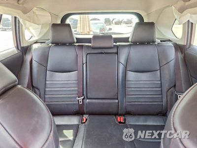 Zdjęcie 10 z 13 samochodu: 2020 TOYOTA RAV4 XLE PREMIUM VIN:JTMC1RFV4LJ020557 - miniatura