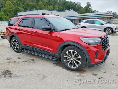 Czwarte zdjęcie samochodu z boku: 2025 FORD EXPLORER ST-LINE VIN:1FMUK7KH0SGB43818 - miniatura