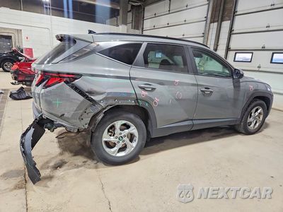 Trzecie zdjęcie samochodu z tyłu: 2024 HYUNDAI TUCSON SEL VIN:5NMJBCDE7RH325649 - miniatura