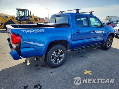 Trzecie zdjęcie samochodu z tyłu: 2018 TOYOTA TACOMA TRD SPORT VIN:3TMCZ5ANXJM181343 - miniatura