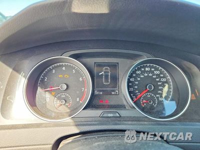 Zdjęcie 9 z 12 samochodu: 2018 VOLKSWAGEN GOLF SPORTWAGEN S VIN:3VW117AU6JM752454 - miniatura