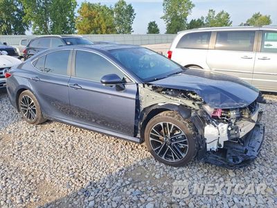 Czwarte zdjęcie samochodu z boku: 2026 TOYOTA CAMRY XLE VIN:4T1DBADKXTU559657 - miniatura