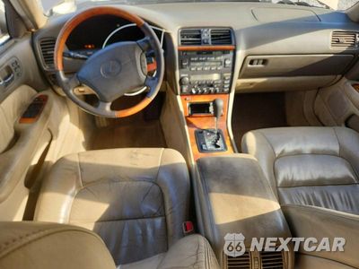 Zdjęcie 8 z 12 samochodu: 2000 LEXUS LS 400 VIN:JT8BH28F9Y0180773 - miniatura