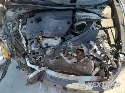 Zdjęcie 11 z 12 samochodu: 2016 NISSAN ALTIMA 2.5 S VIN:1N4AL3AP1GN324778 - miniatura