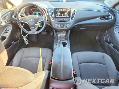 Zdjęcie 8 z 12 samochodu: 2018 CHEVROLET MALIBU LT VIN:1G1ZD5ST2JF244644 - miniatura
