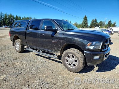 Czwarte zdjęcie samochodu z boku: 2017 RAM 2500 SLT VIN:3C6UR5DJ8HG686133 - miniatura