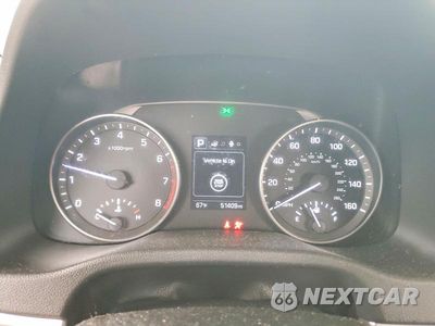 Zdjęcie 9 z 12 samochodu: 2017 HYUNDAI ELANTRA LIMITED VIN:KMHD84LF5HU263506 - miniatura