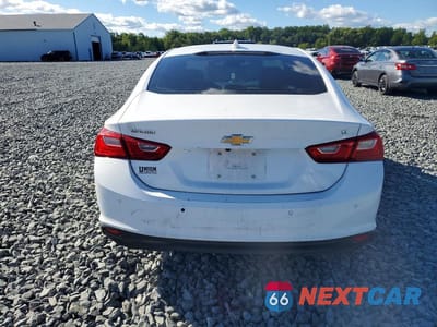 Zdjęcie 6 z 12 samochodu: 2018 CHEVROLET MALIBU LT VIN:1G1ZD5ST8JF199385 - miniatura