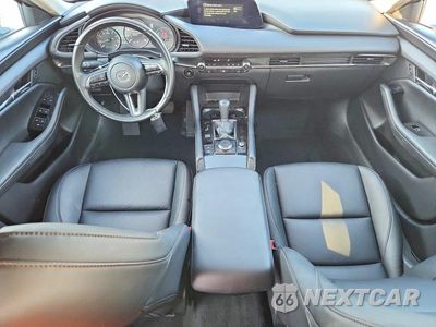 Zdjęcie 8 z 12 samochodu: 2025 MAZDA 3 PREFERRED VIN:JM1BPACM0S1761987 - miniatura