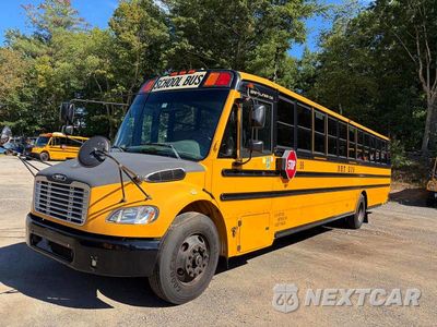 Drugie zdjęcie samochodu z przodu: 2014 FREIGHTLINER CHASSIS B2B VIN:4UZABRDU5ECFG4159 - miniatura