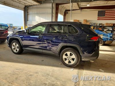 Drugie zdjęcie samochodu z przodu: 2019 TOYOTA RAV4 XLE VIN:JTMP1RFVXKJ018683 - miniatura