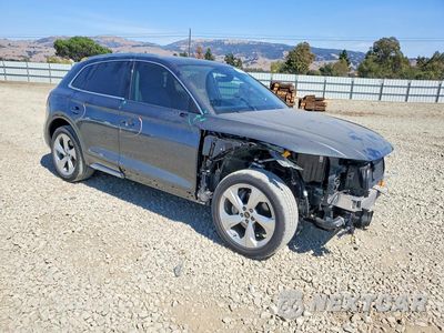 Czwarte zdjęcie samochodu z boku: 2023 AUDI Q5 PRESTIGE 45 VIN:WA1FAAFY7P2147922 - miniatura