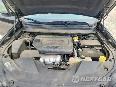 Zdjęcie 12 z 13 samochodu: 2019 JEEP CHEROKEE LATITUDE VIN:1C4PJLCBXKD416417 - miniatura