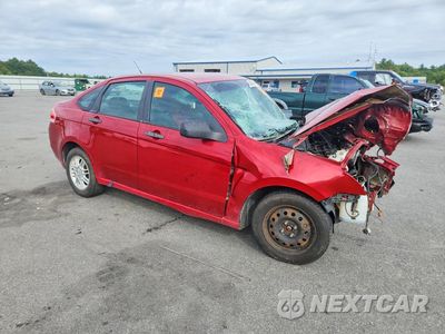 Czwarte zdjęcie samochodu z boku: 2010 FORD FOCUS SE VIN:1FAHP3FN3AW232695 - miniatura