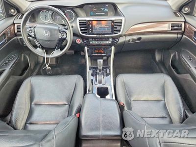Zdjęcie 8 z 12 samochodu: 2016 HONDA ACCORD EXL VIN:1HGCR2F88GA000233 - miniatura