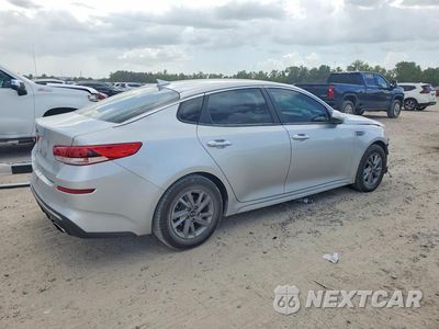Trzecie zdjęcie samochodu z tyłu: 2020 KIA OPTIMA LX VIN:5XXGT4L36LG394738 - miniatura