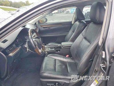 Zdjęcie 7 z 12 samochodu: 2013 LEXUS ES 350 VIN:JTHBK1GGXD2011477 - miniatura