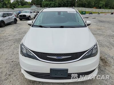 Piąte zdjęcie samochodu w środku: 2020 CHRYSLER VOYAGER LXI VIN:2C4RC1DGXLR264400 - miniatura