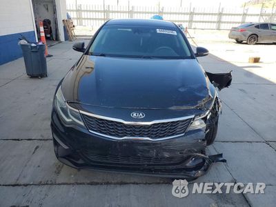 Piąte zdjęcie samochodu w środku: 2020 KIA OPTIMA LX VIN:5XXGT4L30LG389017 - miniatura