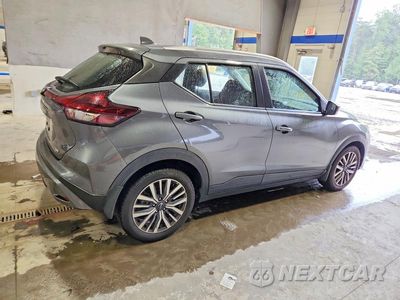 Trzecie zdjęcie samochodu z tyłu: 2023 NISSAN KICKS SV VIN:3N1CP5CV5PL509126 - miniatura