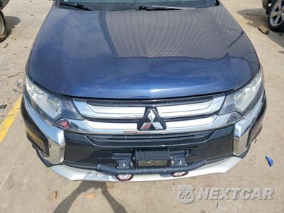 Zdjęcie 12 z 13 samochodu: 2016 MITSUBISHI OUTLANDER SE VIN:JA4AZ3A32GZ032436 - miniatura