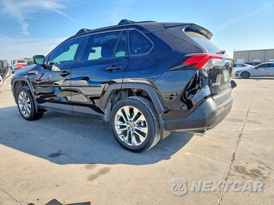 Drugie zdjęcie samochodu z przodu: 2021 TOYOTA RAV4 XLE PREMIUM VIN:2T3C1RFVXMC163355 - miniatura