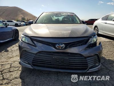 Piąte zdjęcie samochodu w środku: 2023 TOYOTA CAMRY LE VIN:4T1R11AK9PU809781 - miniatura