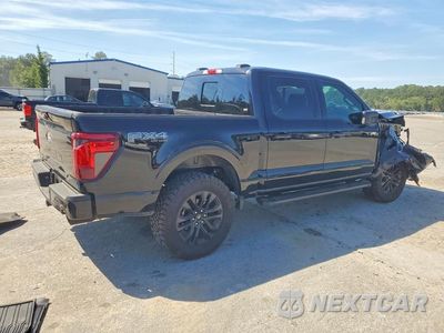 Trzecie zdjęcie samochodu z tyłu: 2025 FORD F150 XLT VIN:1FTFW3L52SFC10388 - miniatura