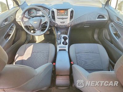 Zdjęcie 8 z 12 samochodu: 2017 CHEVROLET CRUZE LS VIN:1G1BC5SM9H7215921 - miniatura