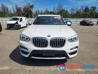 Piąte zdjęcie samochodu w środku: 2018 BMW X3 XDRIVE30I VIN:5UXTR9C59JLD60657 - miniatura