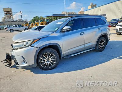 2017 TOYOTA HIGHLANDER SE 5TDKZRFH5HS190306 - główne zdjęcie licytacji z USA - miniatura