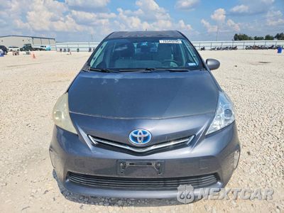 Piąte zdjęcie samochodu w środku: 2014 TOYOTA PRIUS V THREE VIN:JTDZN3EU5E3316831 - miniatura