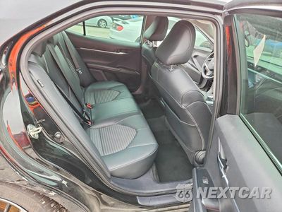 Zdjęcie 10 z 12 samochodu: 2020 TOYOTA CAMRY SE VIN:4T1G11AK0LU383593 - miniatura