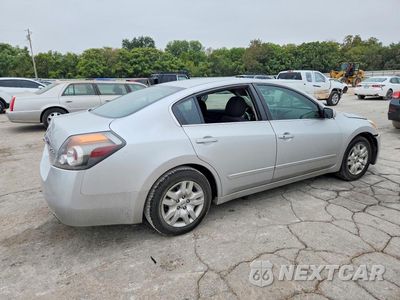 Trzecie zdjęcie samochodu z tyłu: 2011 NISSAN ALTIMA 2.5 VIN:1N4AL2AP3BC111071 - miniatura