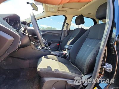 Zdjęcie 7 z 12 samochodu: 2015 FORD FOCUS 4D VIN:1FADP3F29FL253452 - miniatura